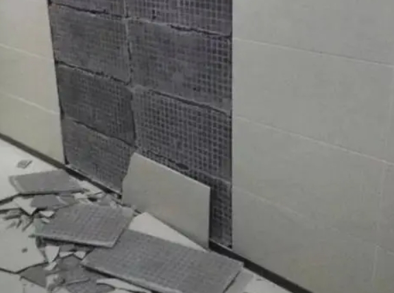 胶州瓷砖空鼓维修公司分享下胶州墙砖松动维修的知识